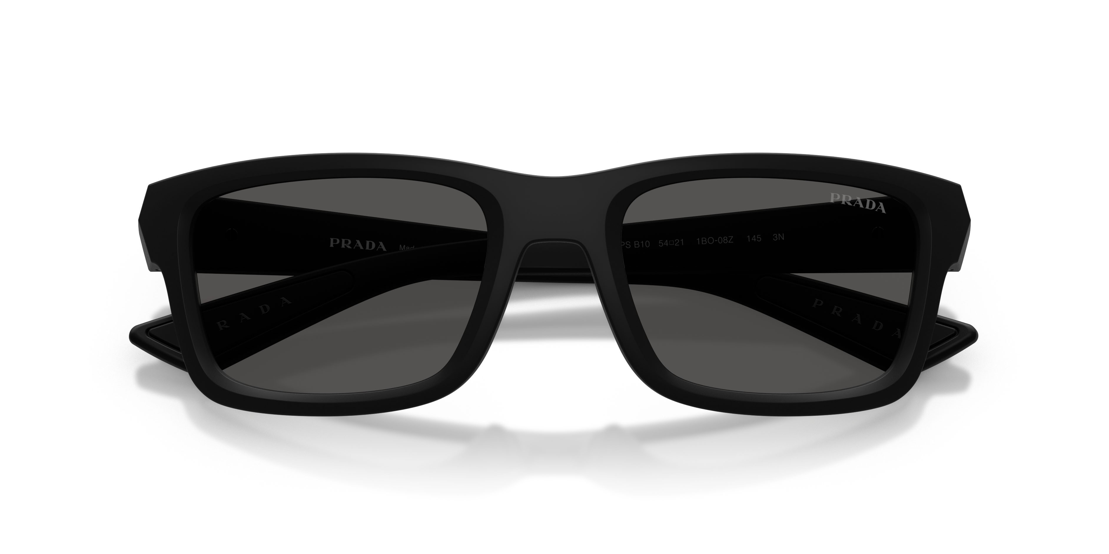 Occhiali da sole Prada Linea Rossa PS B10S (1BO08Z) colore nero opaco forma irregolare lenti grigio scuro