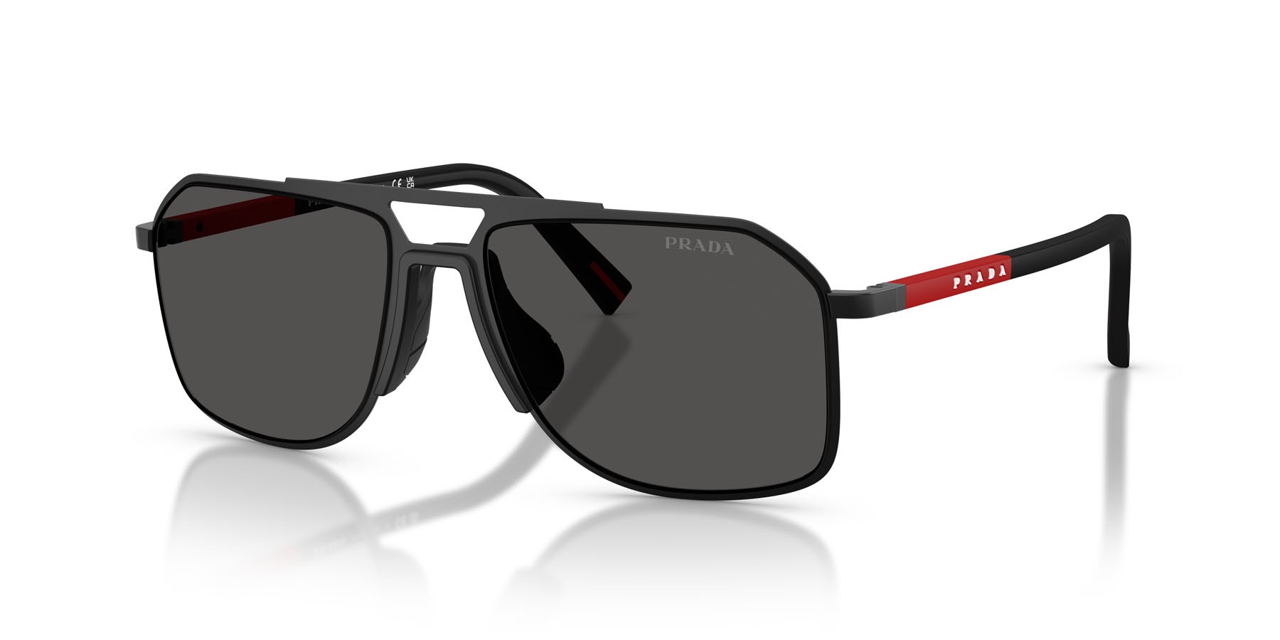 Occhiali da sole Prada Linea Rossa PS B51S (1BO06F) colore nero opaco forma aviator lenti grigio scuro