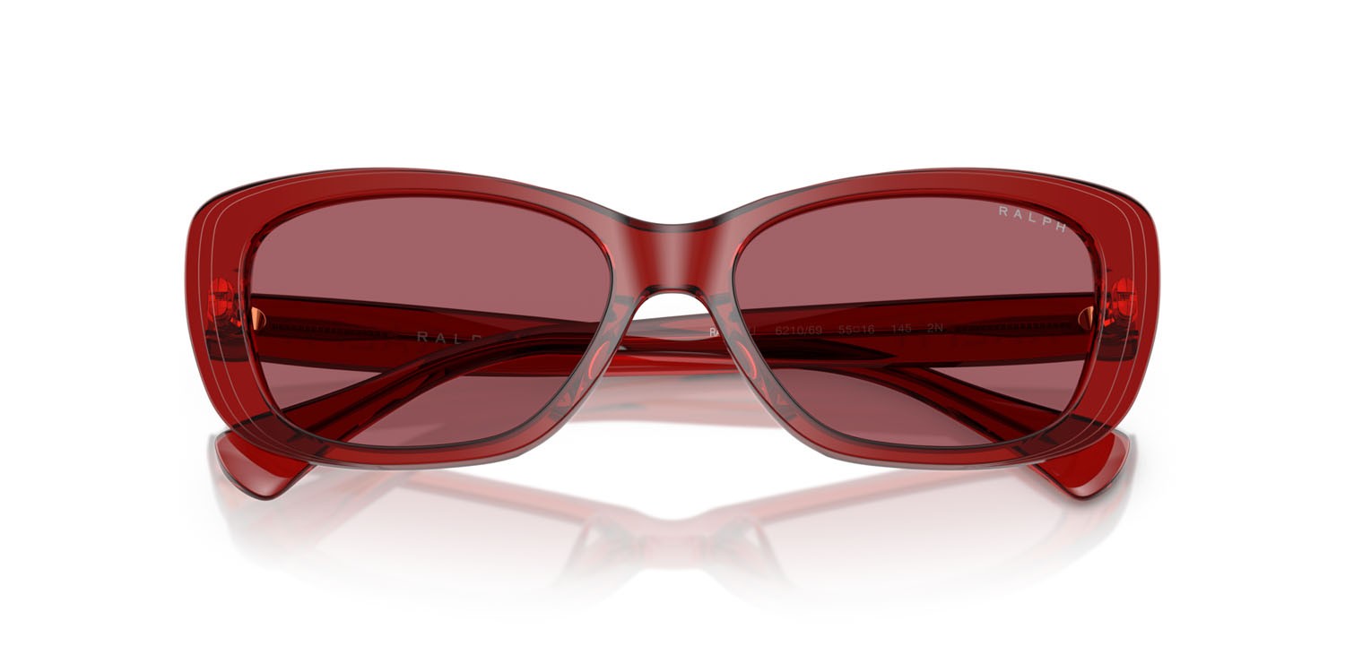 Sunglasses Ralph RA 5322U (621069) color borgogna brillante trasparente shape rectangle lenses bordeaux