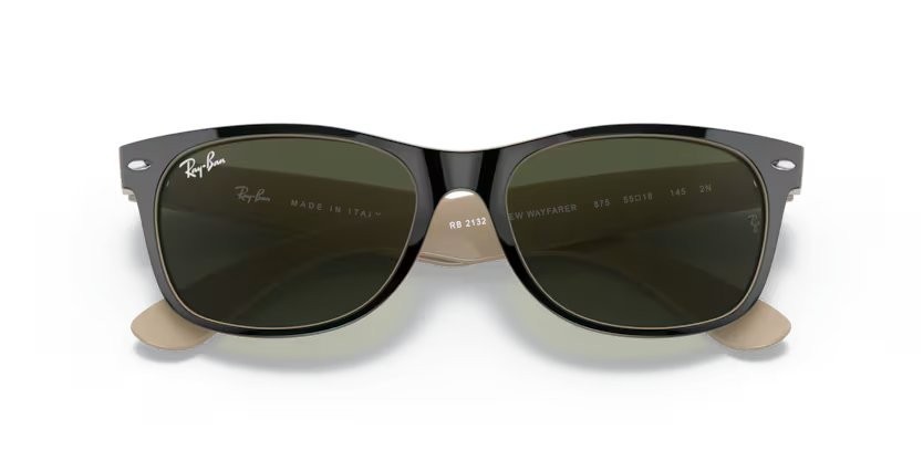 Sonnenbrillen Ray-Ban New Wayfarer Color Mix RB 2132 (875) farbe top black on beige form quadratisch gläser crystal green