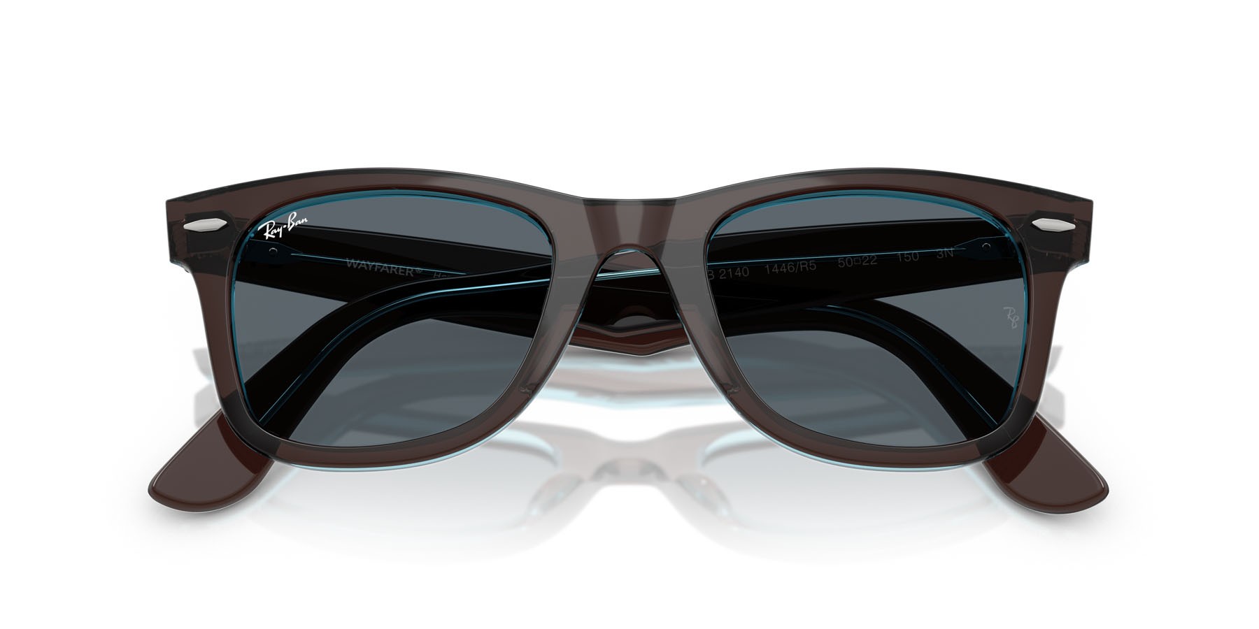 Occhiali da sole Ray-Ban Wayfarer RB 2140 (1446R5) colore marrone su blu trasparente forma quadrato lenti blu