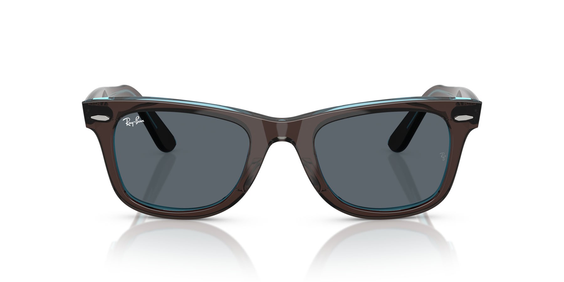Occhiali da sole Ray-Ban Wayfarer RB 2140 (1446R5) colore marrone su blu trasparente forma quadrato lenti blu