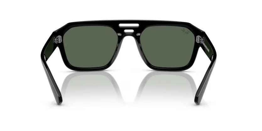 Occhiali da sole Ray-Ban Corrigan RB 4397 (667771) colore nero forma irregolare lenti verde scuro