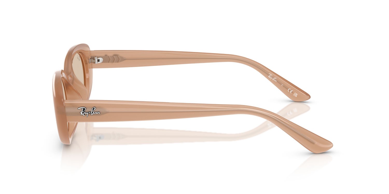 Sonnenbrillen Ray-Ban RB 4441D (678793) farbe beige opalino form quadratisch gläser marrone chiaro