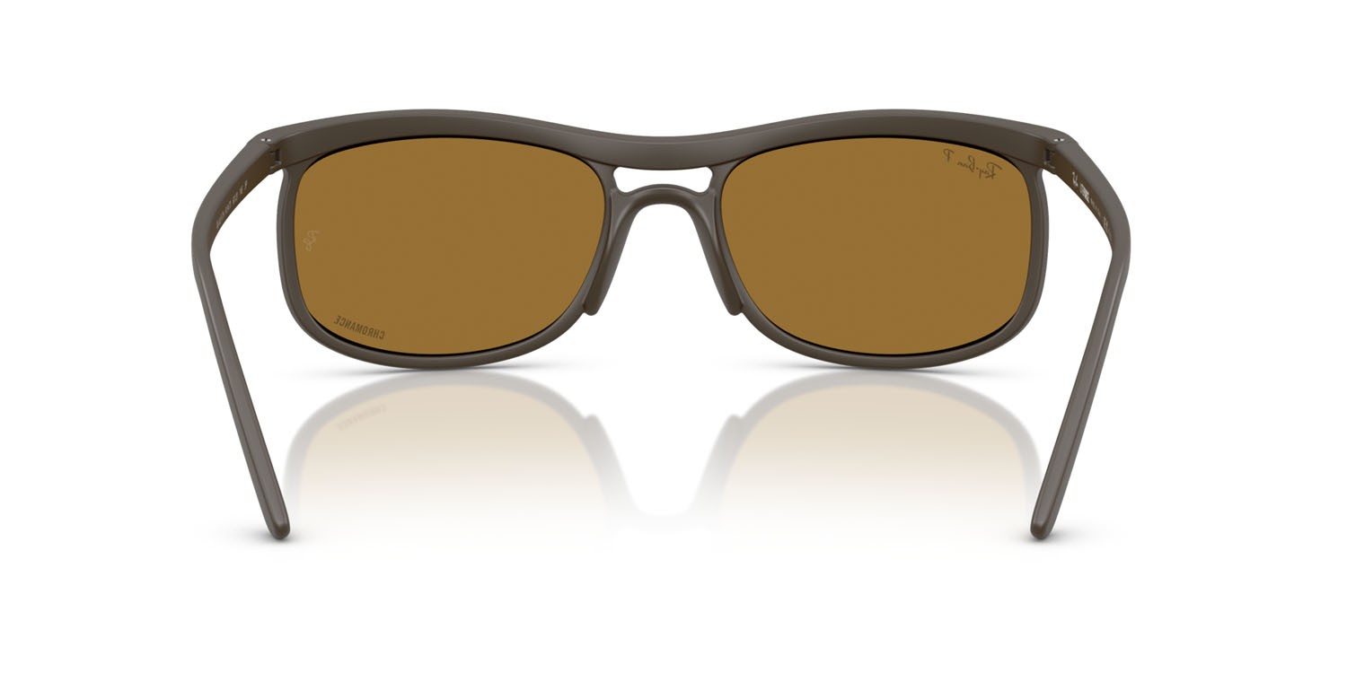 Sonnenbrillen Ray-Ban Chromance RB 4452CH (612473) farbe sabbia marrone form quadratisch gläser brown chromance