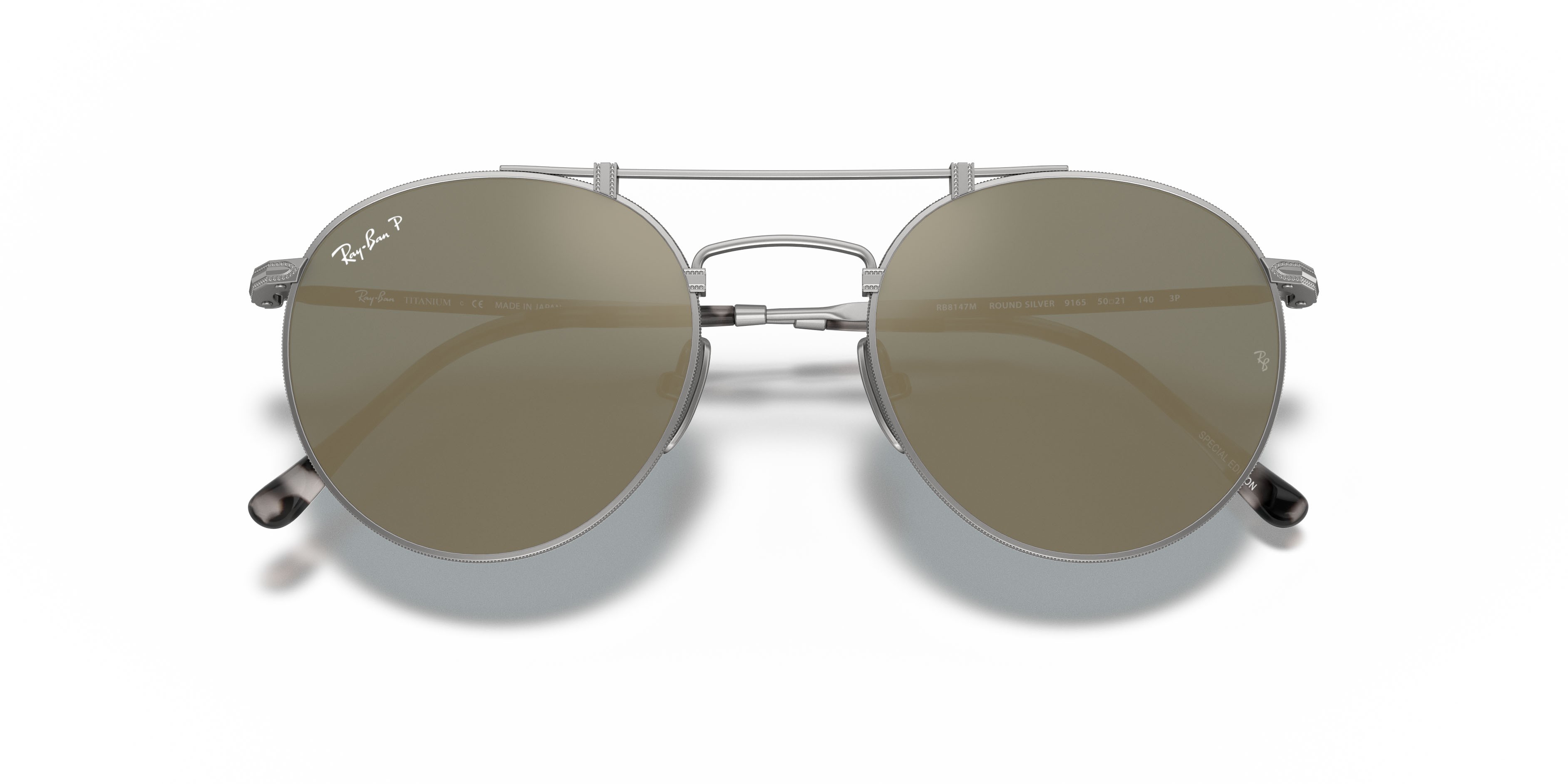 Sunglasses Ray-Ban Round Titanium RB 8147M (9165) color argento shape round lenses polarizzate blu cristallo