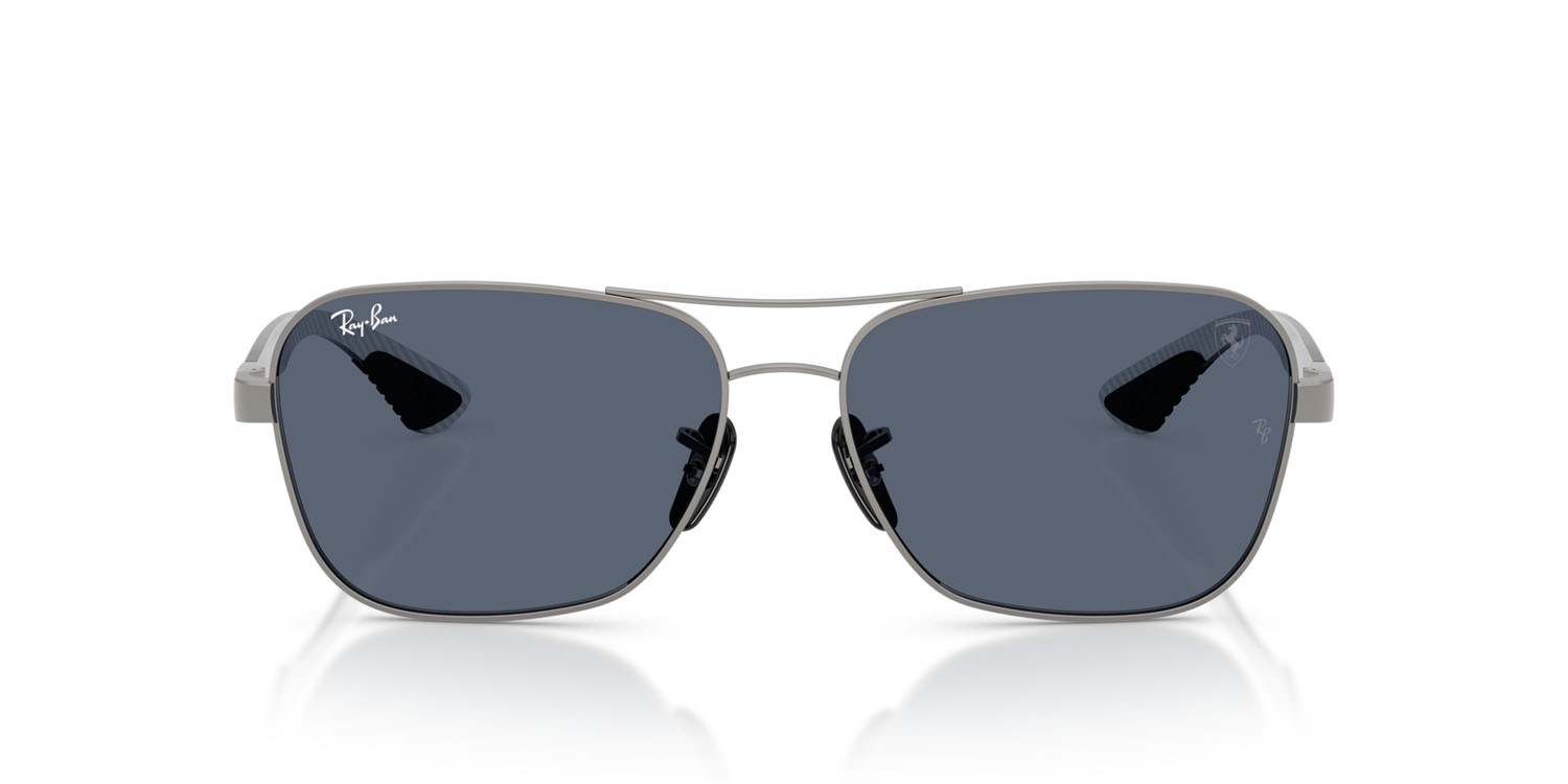 Occhiali da sole Ray-Ban Scuderia Ferrari RB 8336M (F11687) colore gunmetal forma quadrato lenti grigio scuro