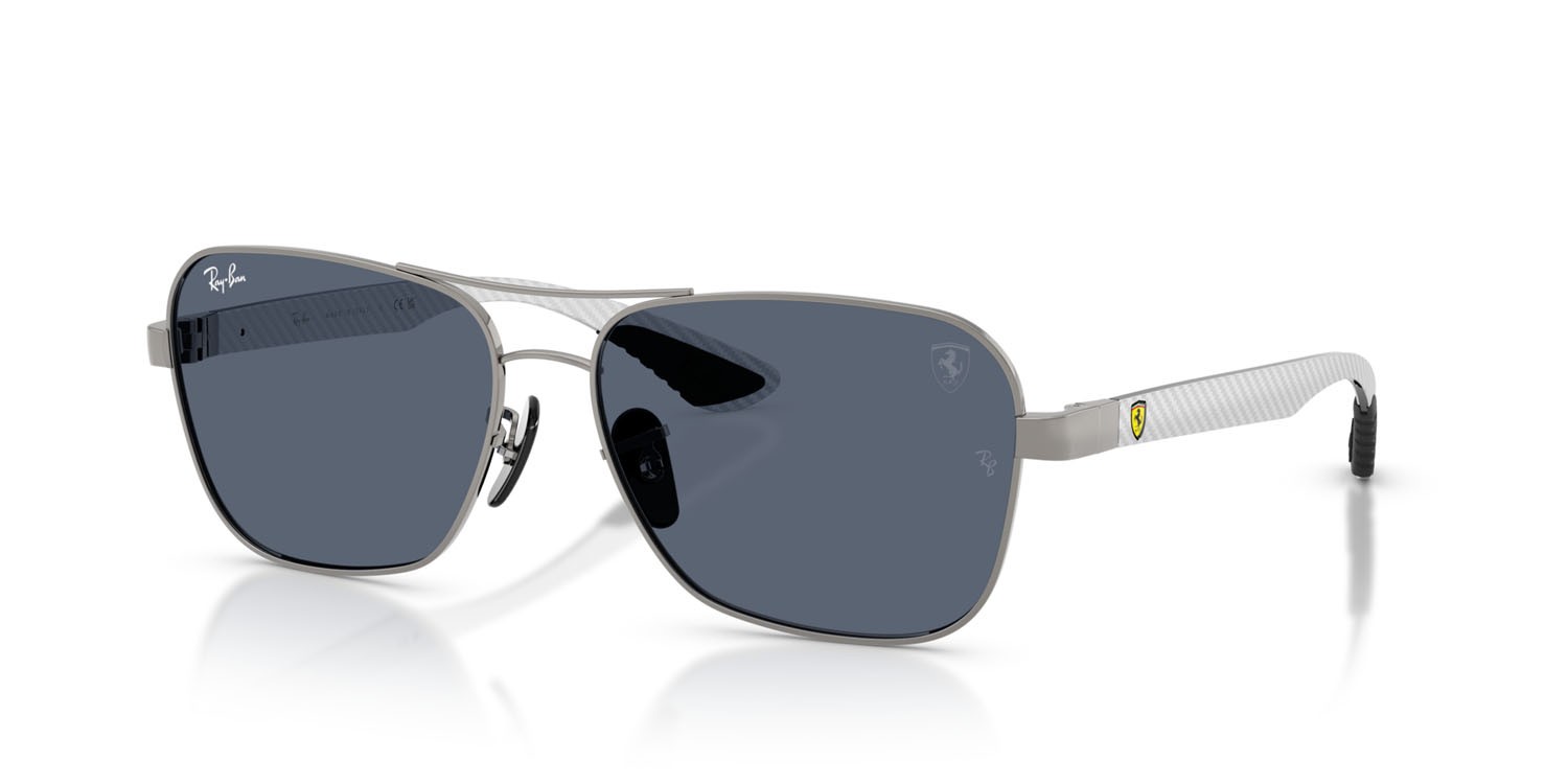 Occhiali da sole Ray-Ban Scuderia Ferrari RB 8336M (F11687) colore gunmetal forma quadrato lenti grigio scuro