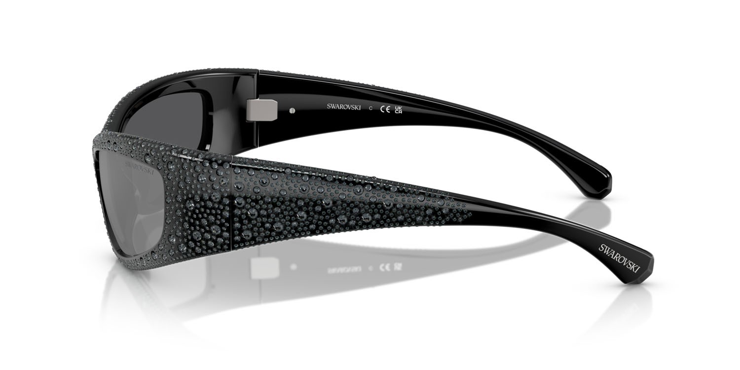 Occhiali da sole Swarovski SK 6027 (10326G) colore nero forma irregolare lenti grigio nero specchiato