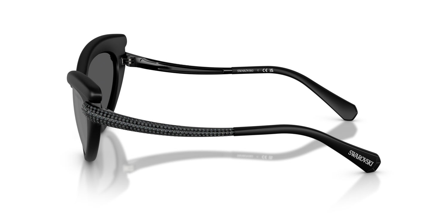 Sunglasses Swarovski SK 6038 (10396G) color nero opaco shape cat eye lenses grigio nero specchiato