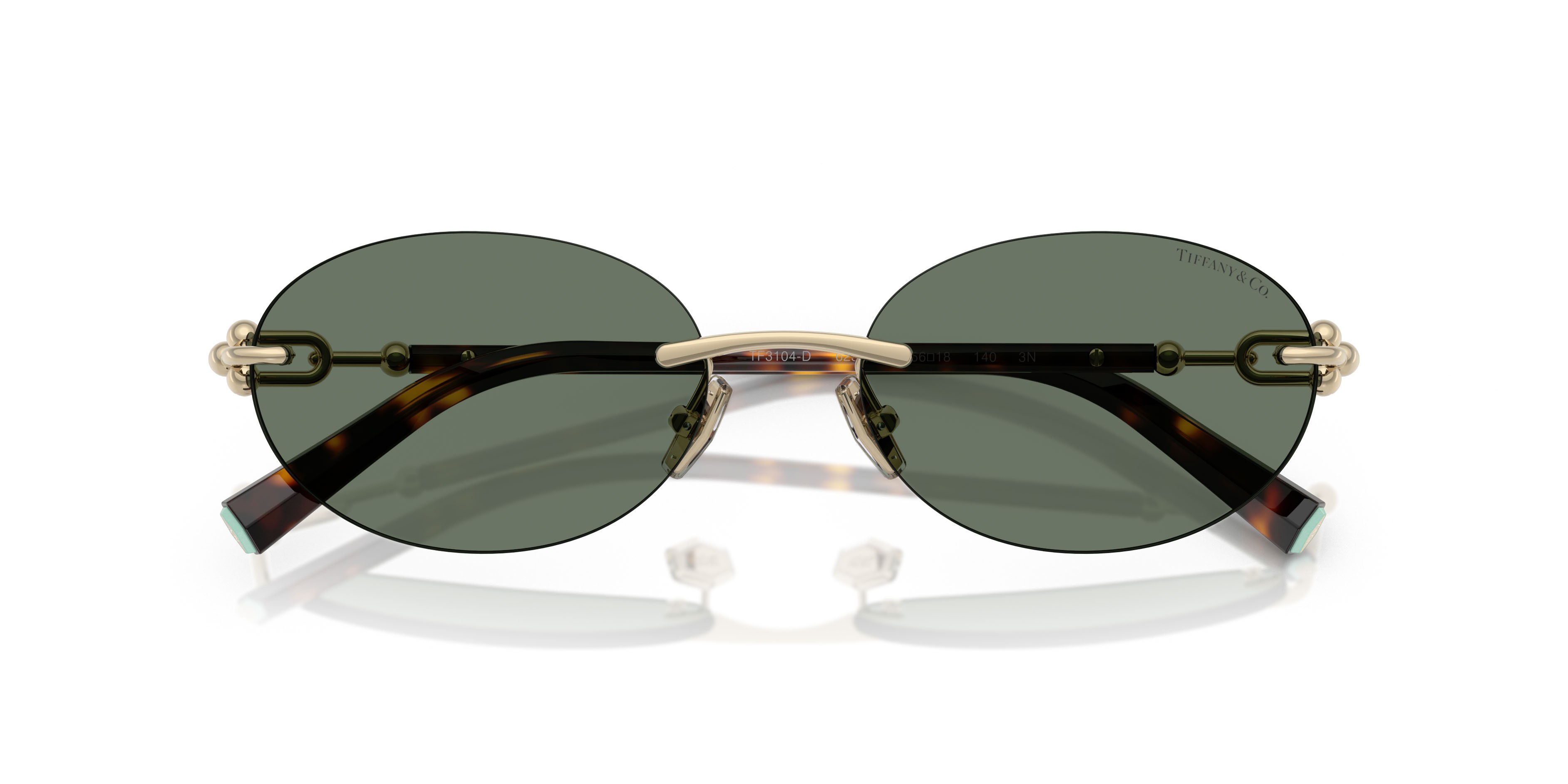 Occhiali da sole Tiffany TF 3104D (623882) colore oro pallido forma ovale lenti verde scuro