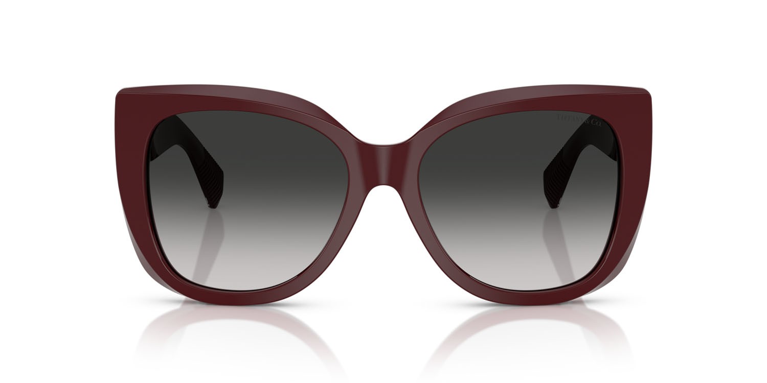 Occhiali da sole Tiffany TF 4229 (83893C) colore vinaccia forma quadrato lenti sfumato grigio
