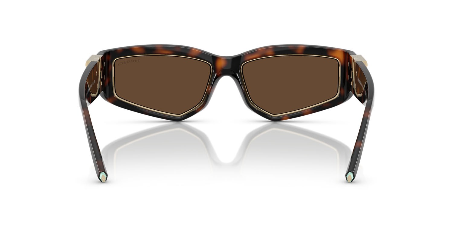 Occhiali da sole Tiffany TF 4234U (80153G) colore havana forma irregolare lenti marrone chiaro