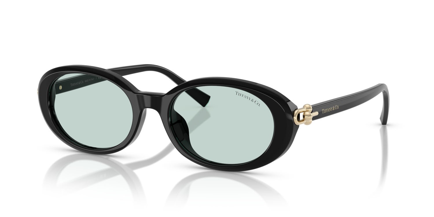 Occhiali da sole Tiffany TF 4242D (8001D9) colore nero forma ovale lenti azzurro chiaro