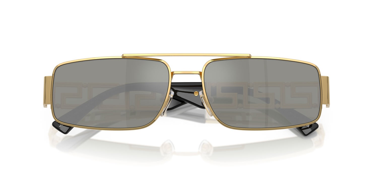 Occhiali da sole Versace VE 2257 (100230) colore oro forma rettangolare lenti verde specchiato argento