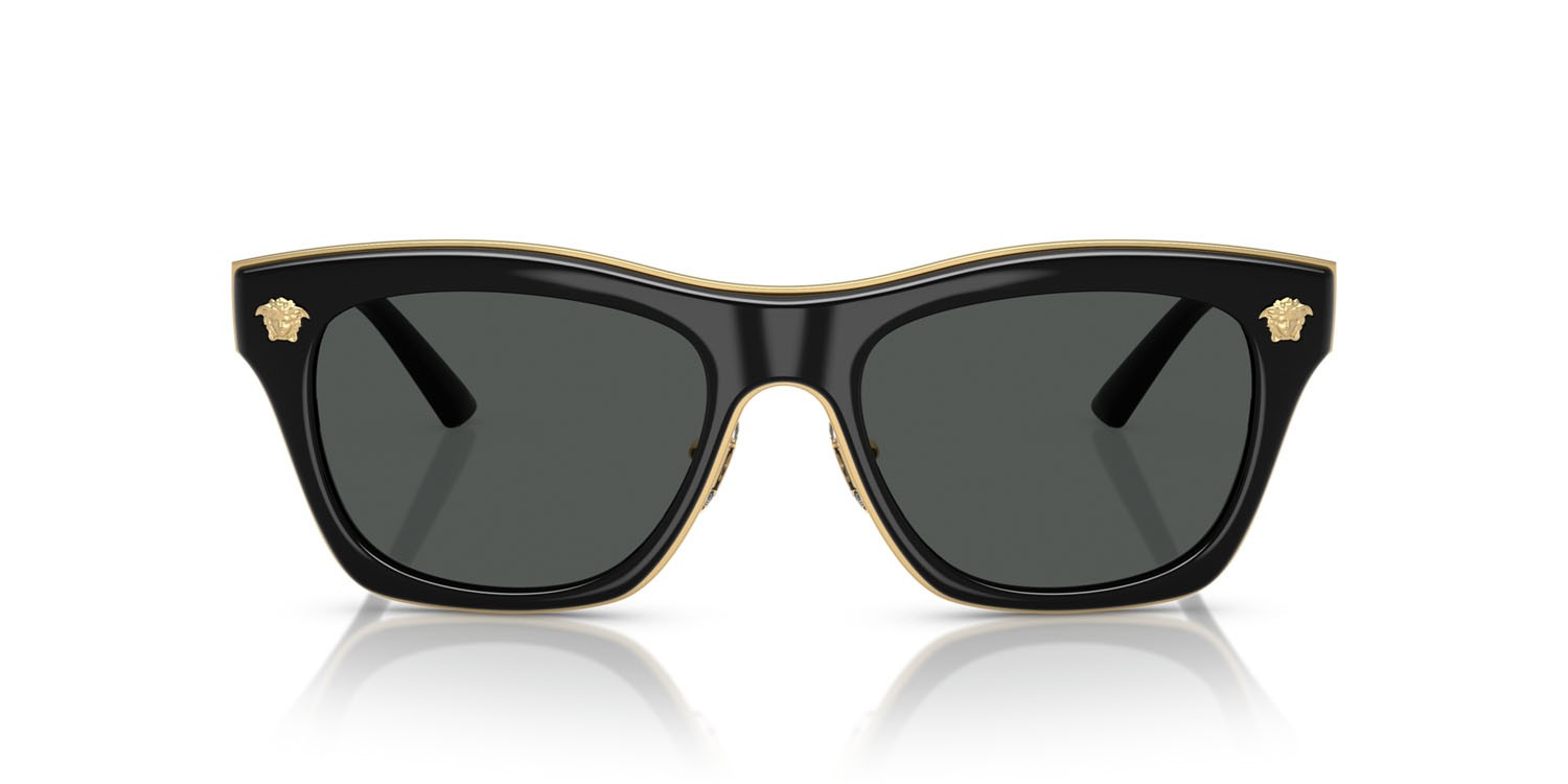 Occhiali da sole Versace VE 2272 (GB1/87) colore nero forma rettangolare lenti grigio scuro