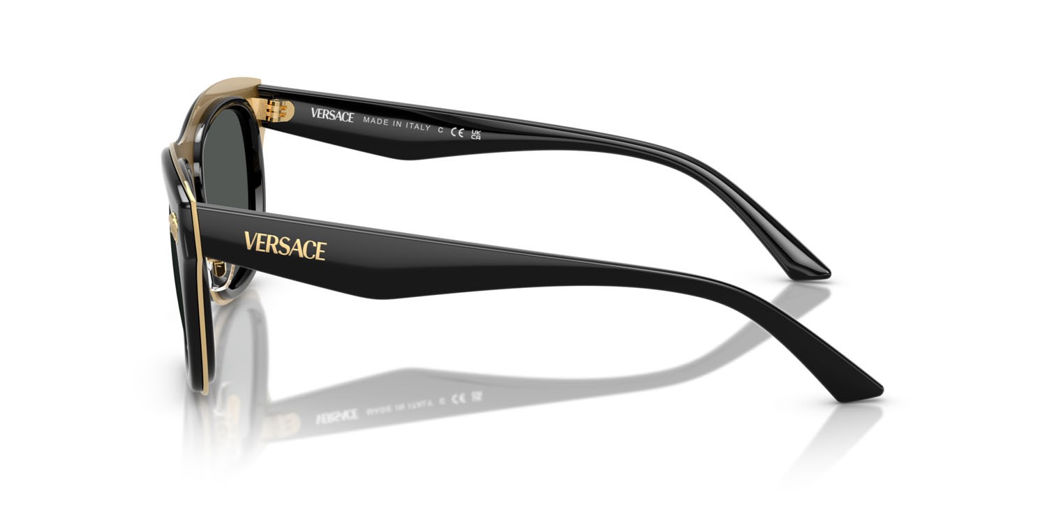 Occhiali da sole Versace VE 2272 (GB1/87) colore nero forma rettangolare lenti grigio scuro