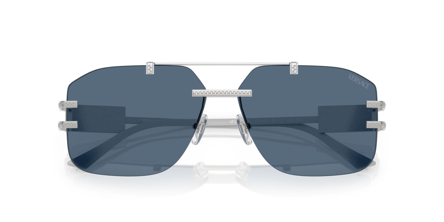 Occhiali da sole Versace VE 2275 (100080) colore argento forma irregolare lenti blu