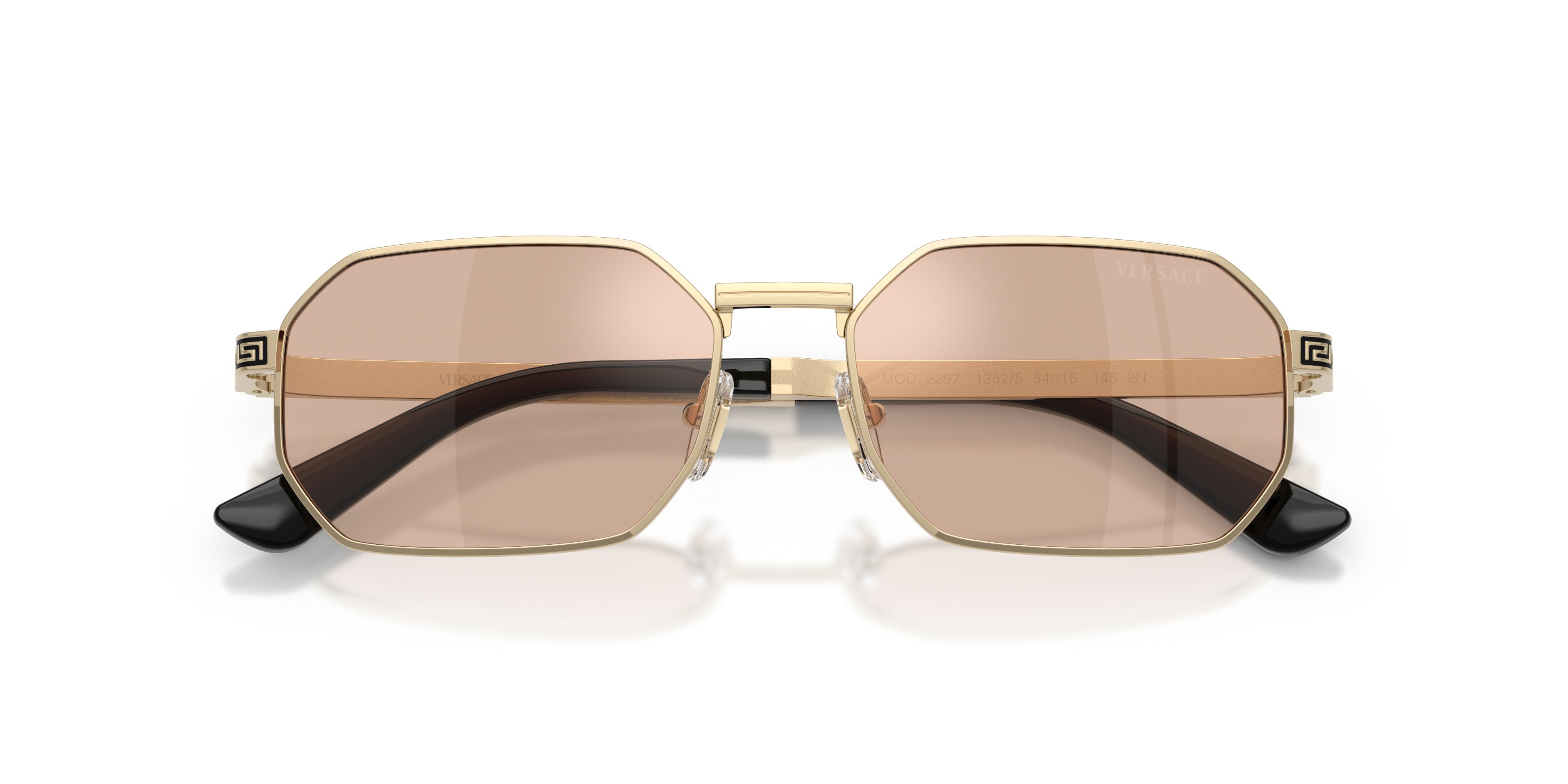 Occhiali da sole Versace VE 2297 (1252/5) colore oro pallido forma rettangolare lenti light pink mirror silver
