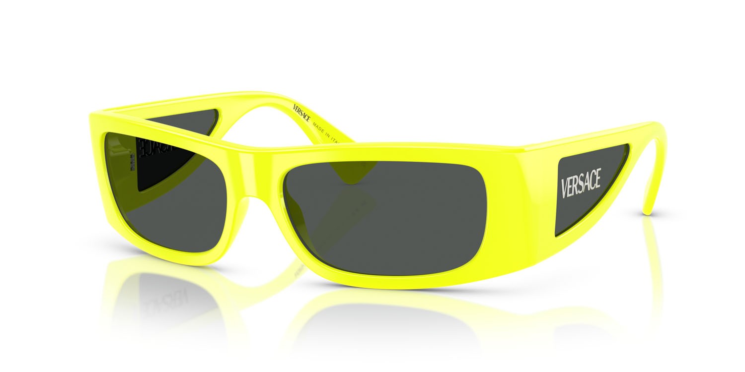 Occhiali da sole Versace VE 4482 (544987) colore giallo fluo forma quadrato lenti grigio scuro