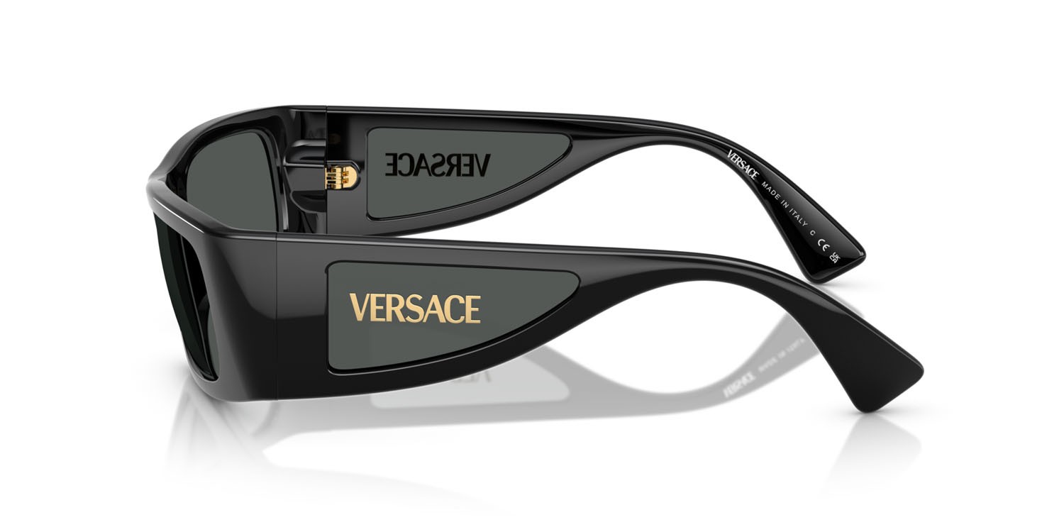 Occhiali da sole Versace VE 4482 (GB1/87) colore nero forma quadrato lenti grigio scuro