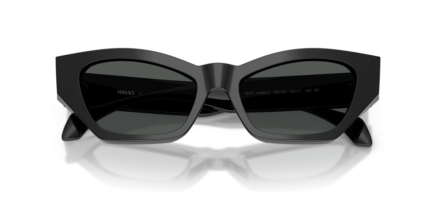 Occhiali da sole Versace VE 4488U (GB1/87) colore nero forma cat eye lenti grigio scuro