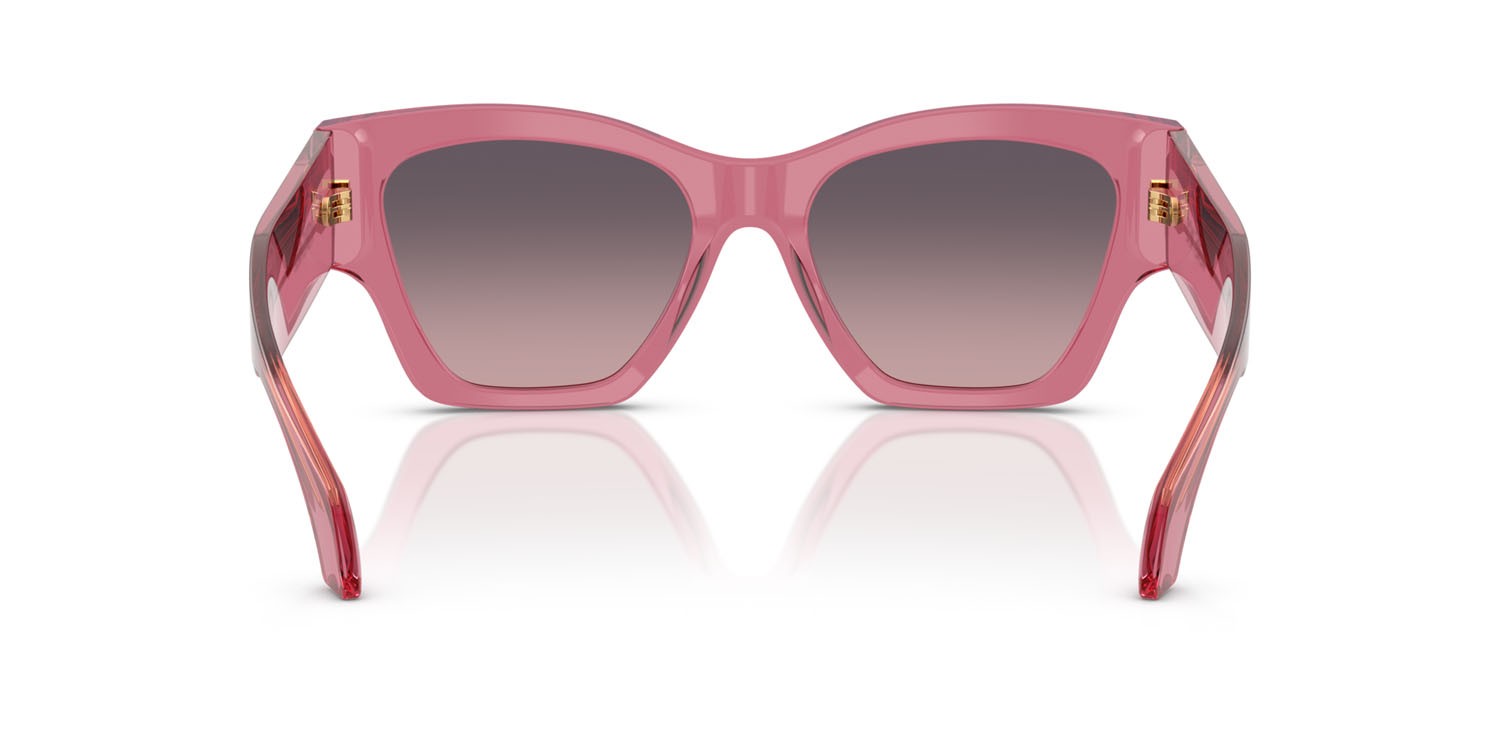 Occhiali da sole Versace VE 4492U (551646) colore rosa trasparente forma quadrato lenti rosa sfumato grigio