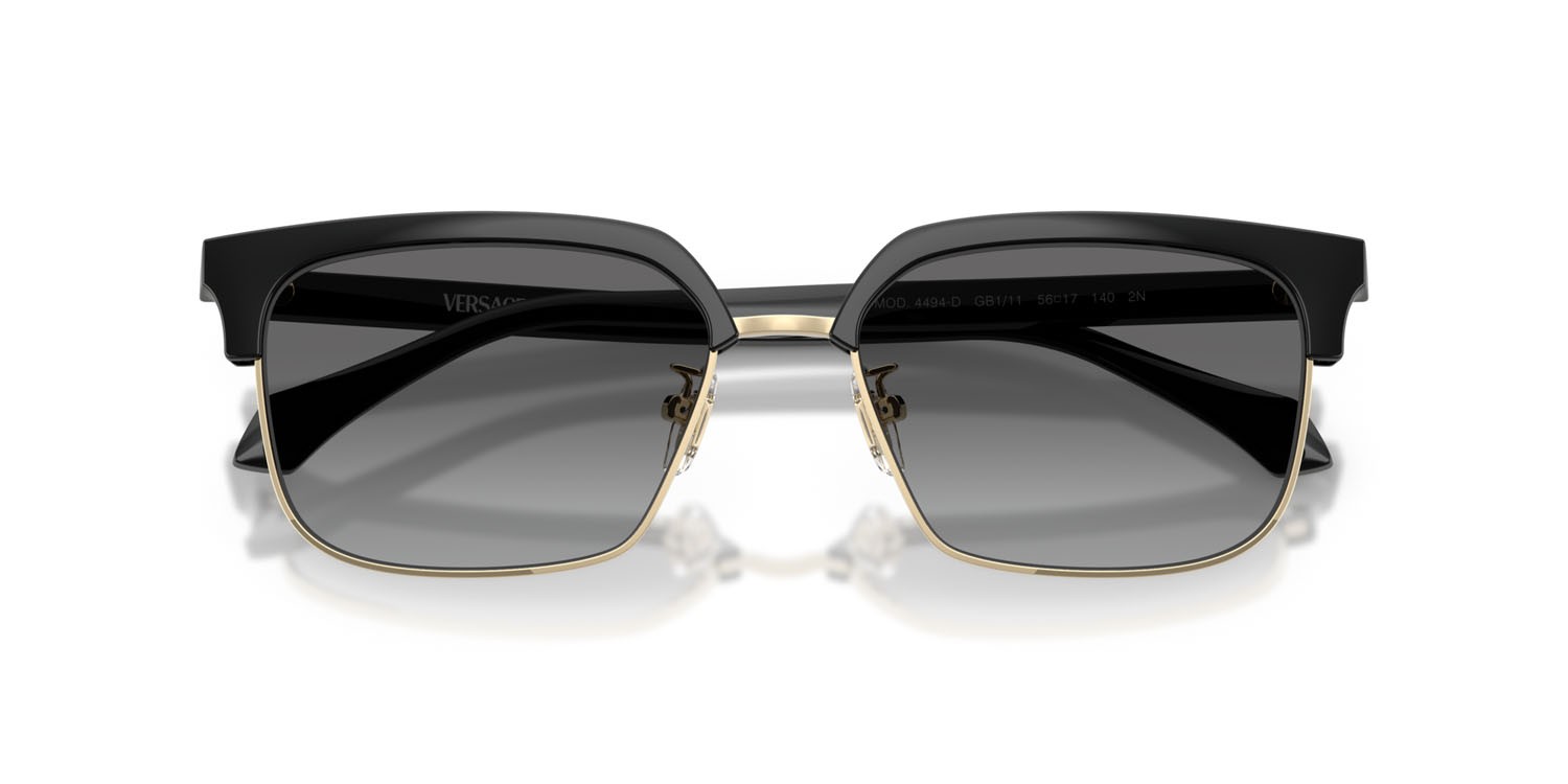 Occhiali da sole Versace VE 4494D (GB1/11) colore nero forma quadrato lenti grigio sfumato