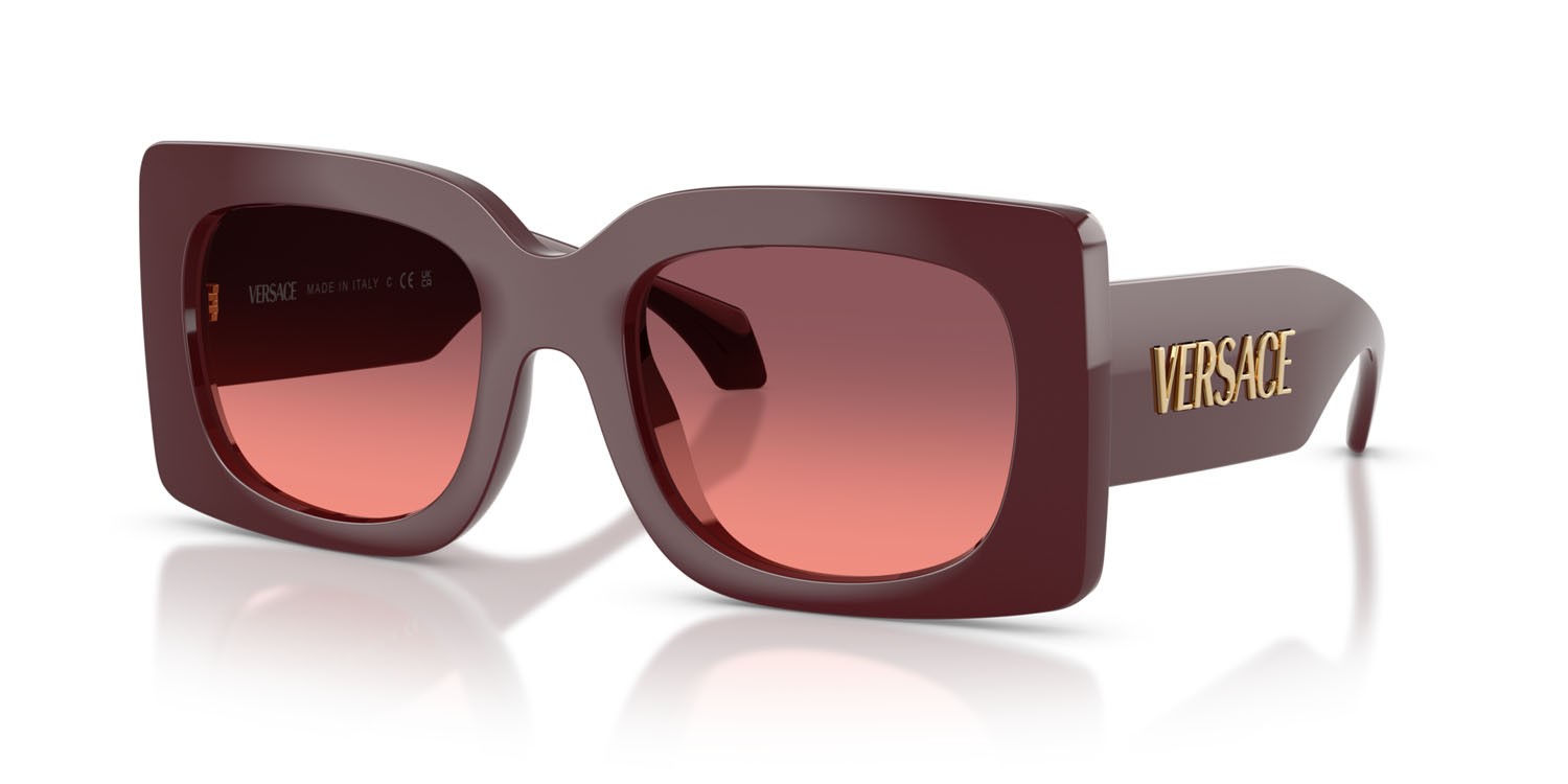 Occhiali da sole Versace VE 4496U (551520) colore vinaccia forma quadrato lenti rosa sfumato viola