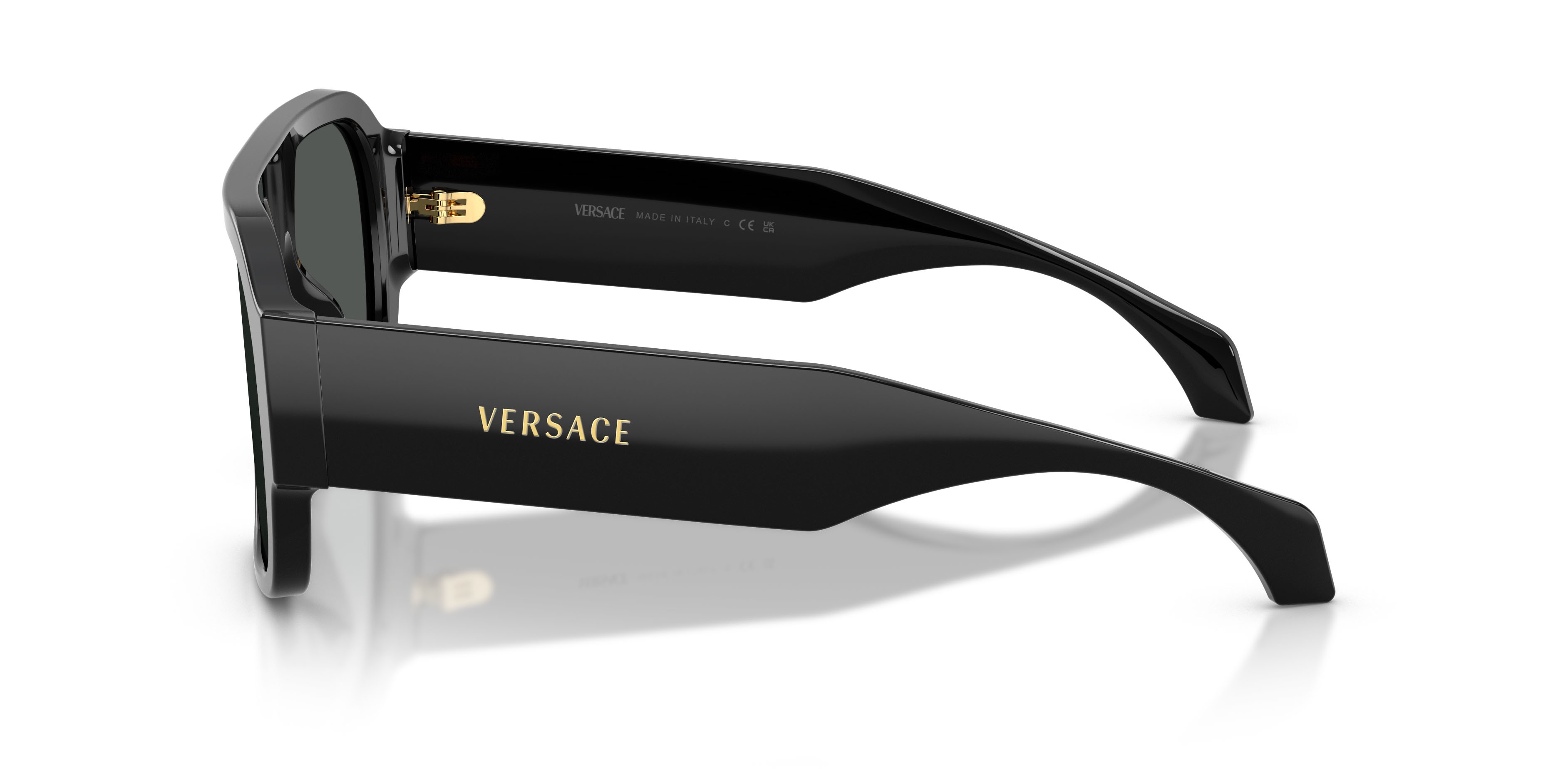 Occhiali da sole Versace VE 4508U (GB1/87) colore nero forma quadrato lenti grigio scuro