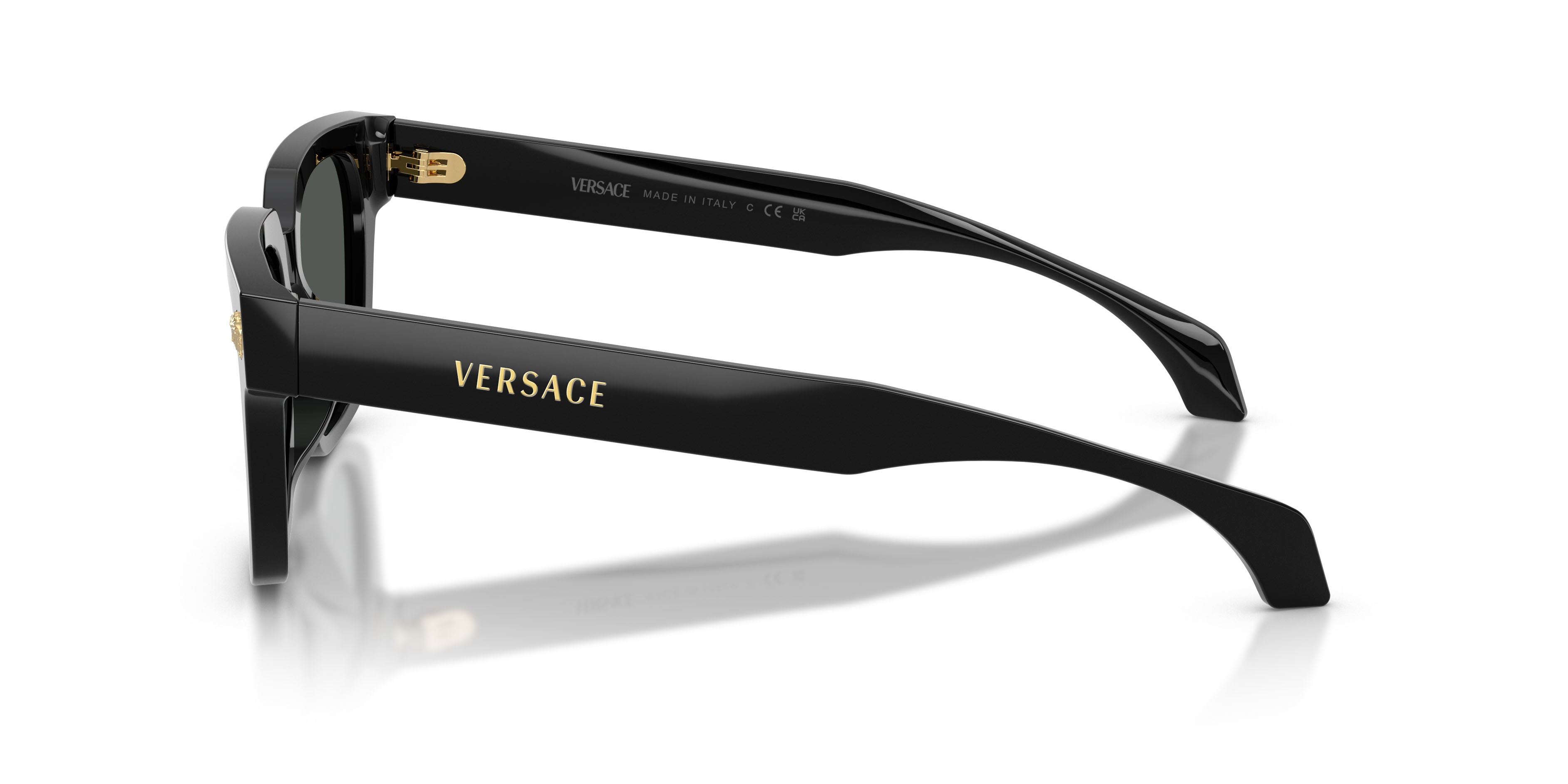 Occhiali da sole Versace VE 4510U (GB1/87) colore nero forma quadrato lenti grigio scuro