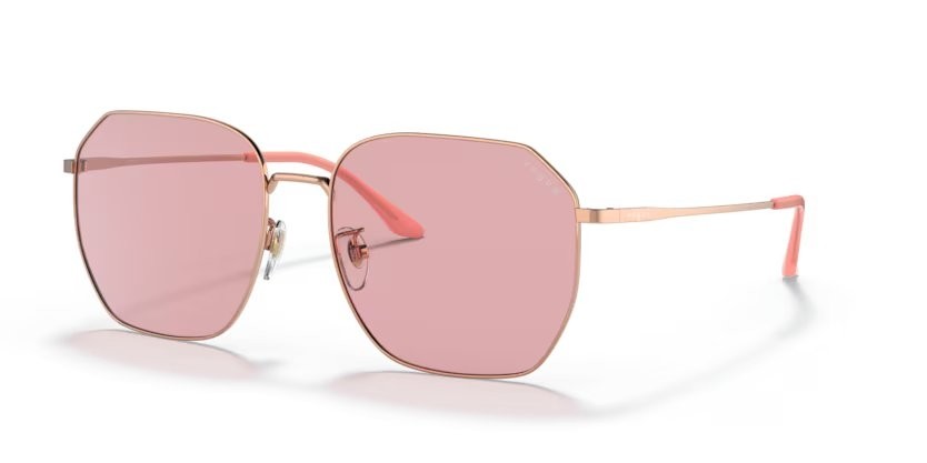 Sunglasses Vogue VO 4215SD (515284) color oro rose shape irregular lenses viola chiaro