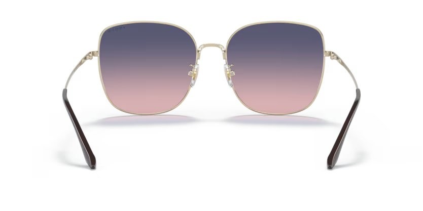 Sunglasses Vogue VO 4237SD (848/I6) color oro pallido shape square lenses rosa sfumato blu