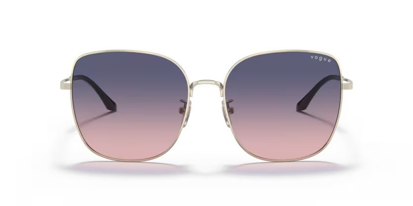 Sunglasses Vogue VO 4237SD (848/I6) color oro pallido shape square lenses rosa sfumato blu