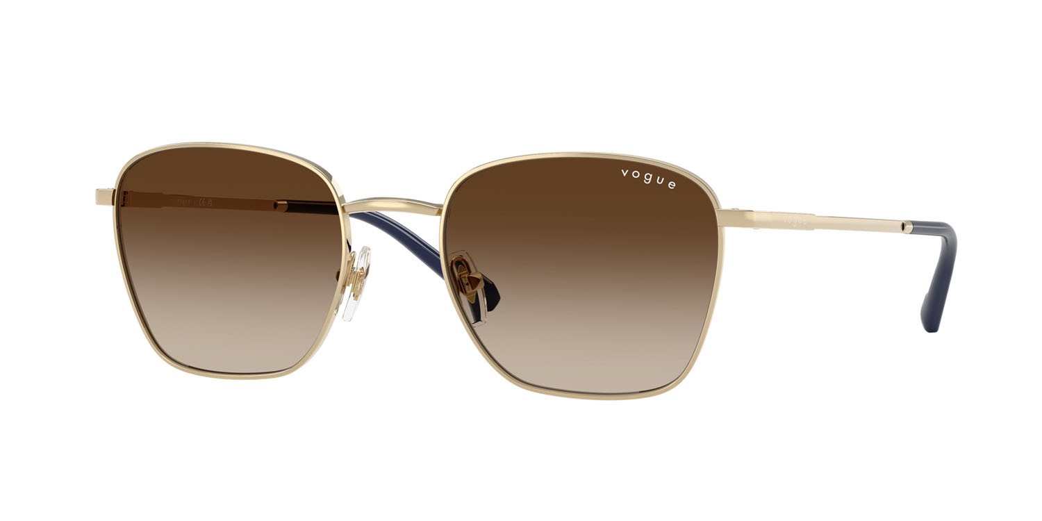 Occhiali da sole Vogue VO 4322S (848/13) colore oro pallido forma quadrato lenti marrone sfumato