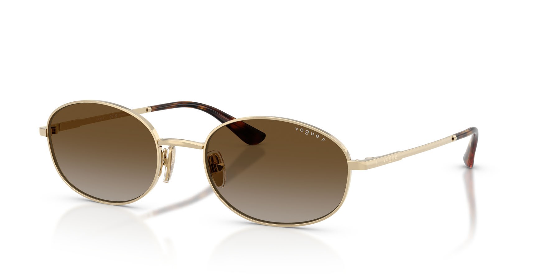 Occhiali da sole Vogue VO 4323S (848/T5) colore oro pallido forma ovale lenti grigio sfumato marrone polarizzata
