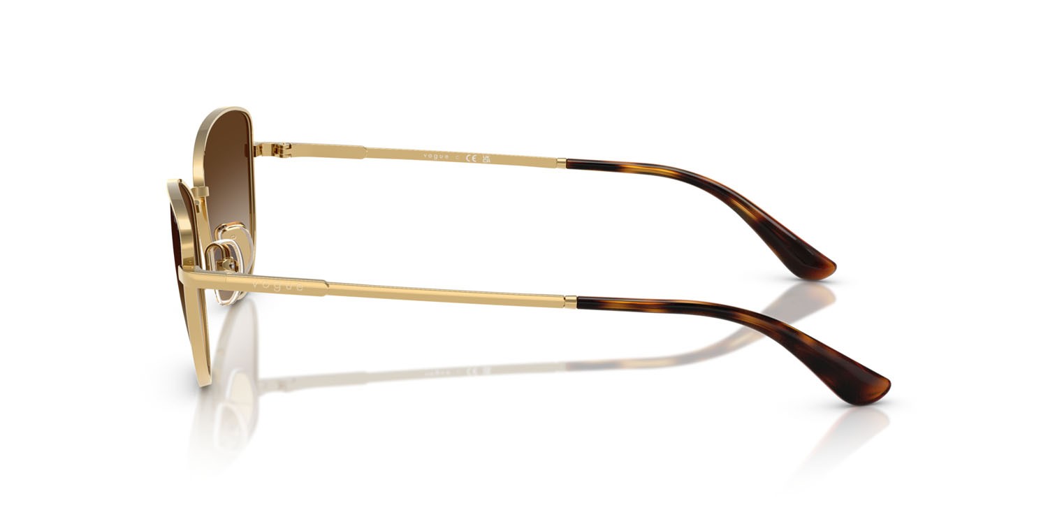 Occhiali da sole Vogue VO 4324S (280/13) colore oro forma farfalla lenti gradient dark brown