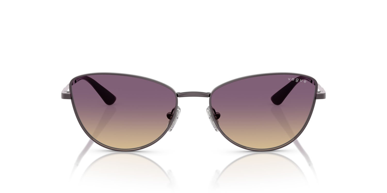 Occhiali da sole Vogue VO 4324S (514970) colore viola chiaro forma farfalla lenti giallo sfumato viola