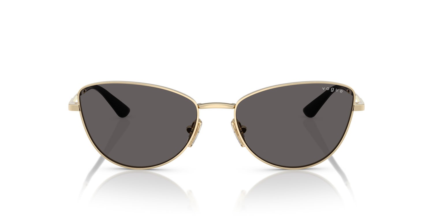 Occhiali da sole Vogue VO 4324S (848/87) colore oro pallido forma farfalla lenti nero/grigio fumo