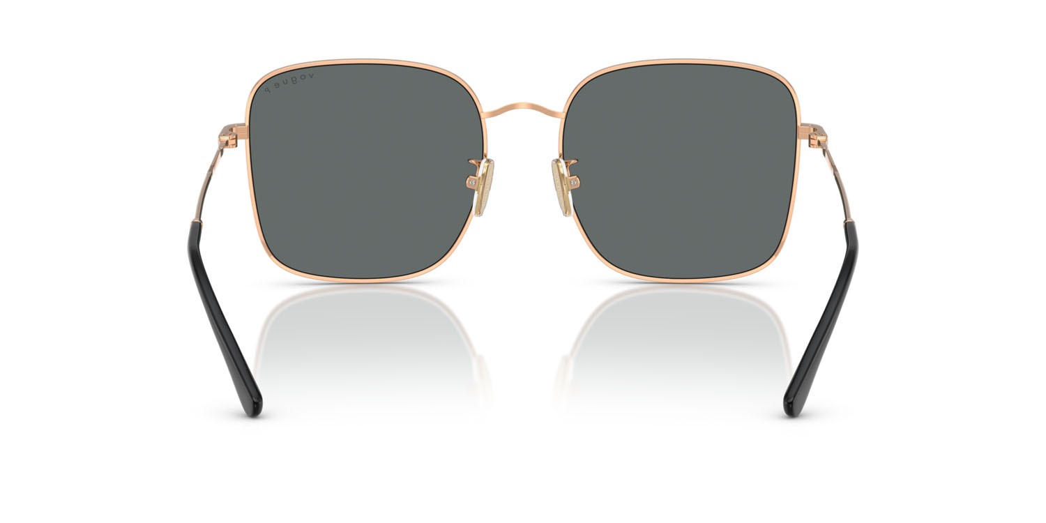 Sunglasses Vogue VO 4327SD (515281) color oro rose shape square lenses polar grigio scuro