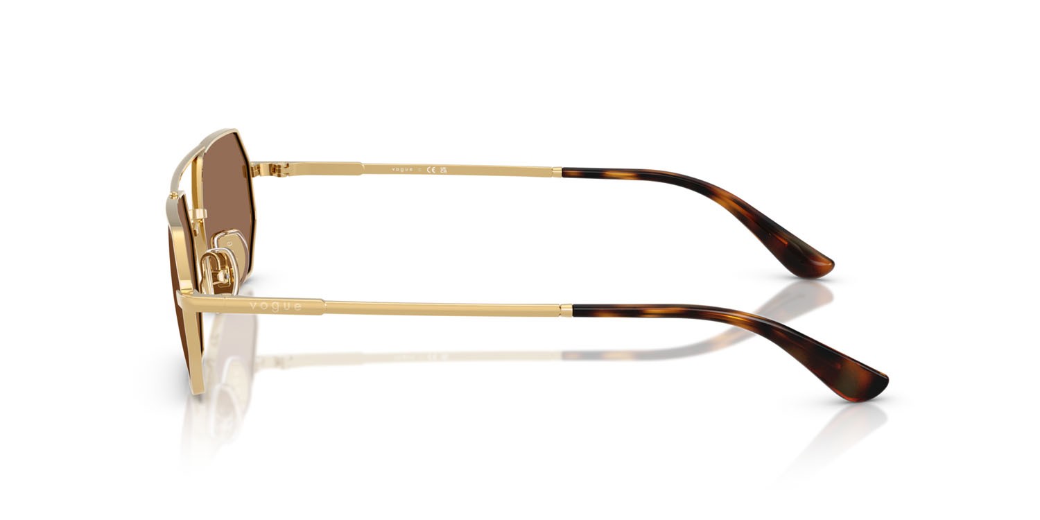 Occhiali da sole Vogue VO 4329S (280/73) colore oro forma irregolare lenti marrone scuro