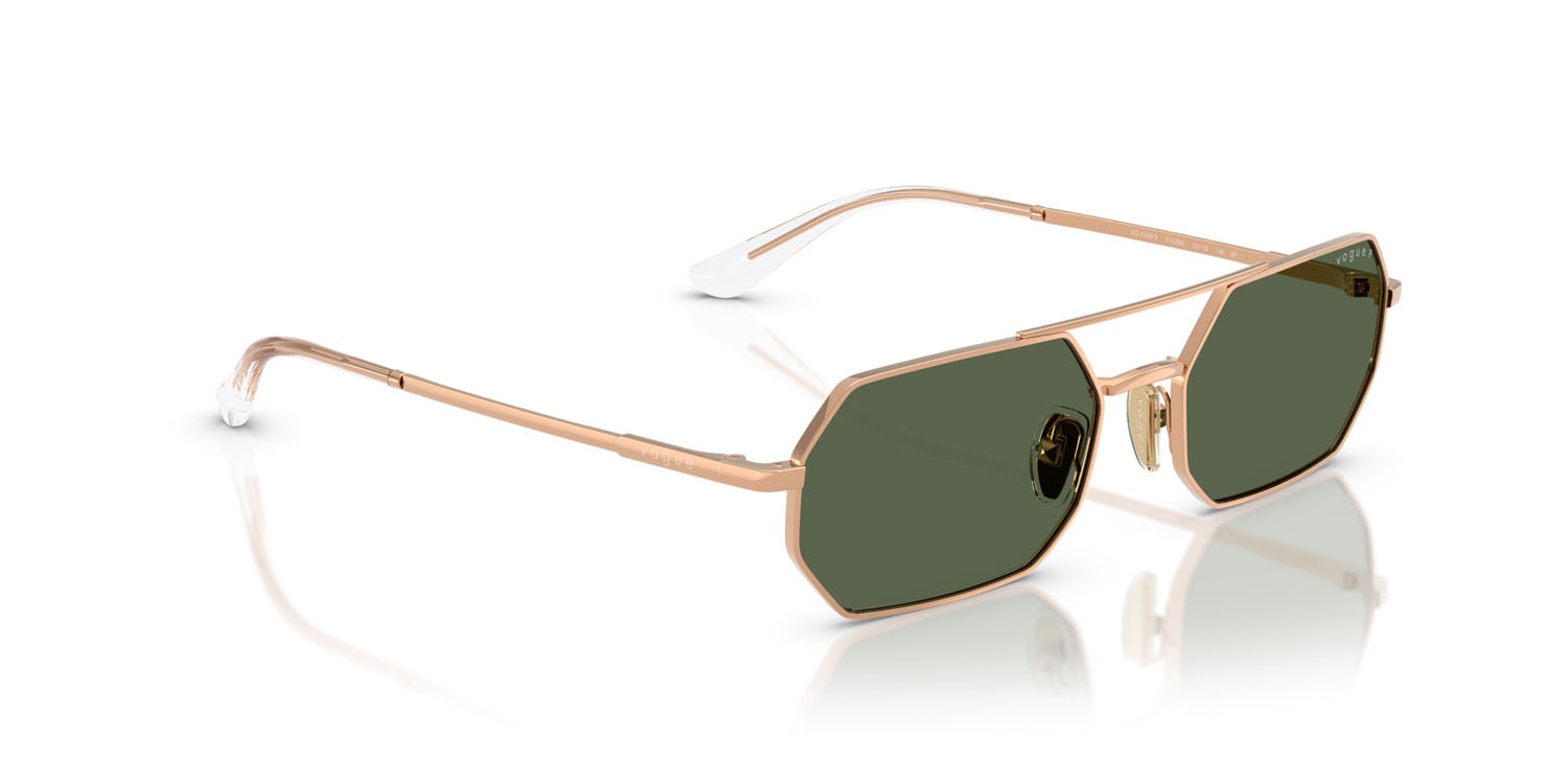 Occhiali da sole Vogue VO 4329S (51529A) colore oro rose forma irregolare lenti polar verde scuro