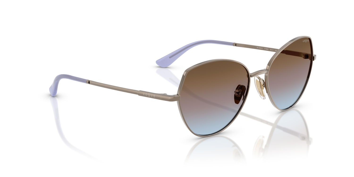 Occhiali da sole Vogue VO 4330S (513848) colore marrone chiaro forma irregolare lenti azzurro sfumato rosa sfumato marrone