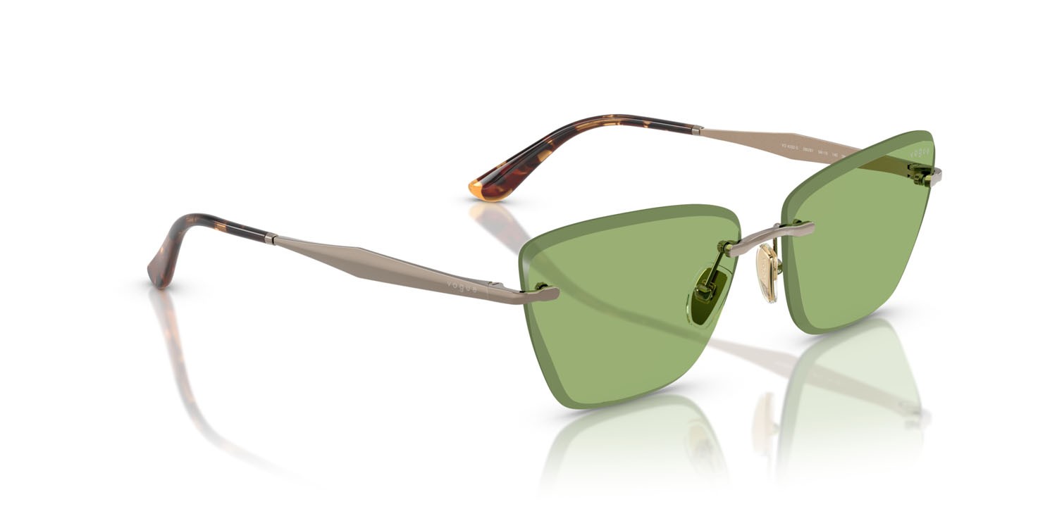 Occhiali da sole Vogue VO 4332S (5138/2) colore marrone chiaro forma cat eye lenti verde