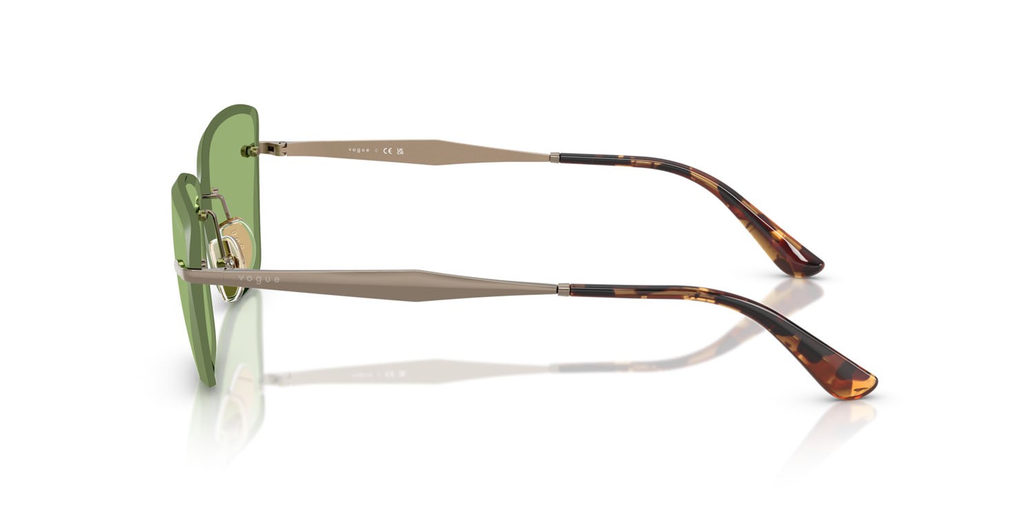 Occhiali da sole Vogue VO 4332S (5138/2) colore marrone chiaro forma cat eye lenti verde