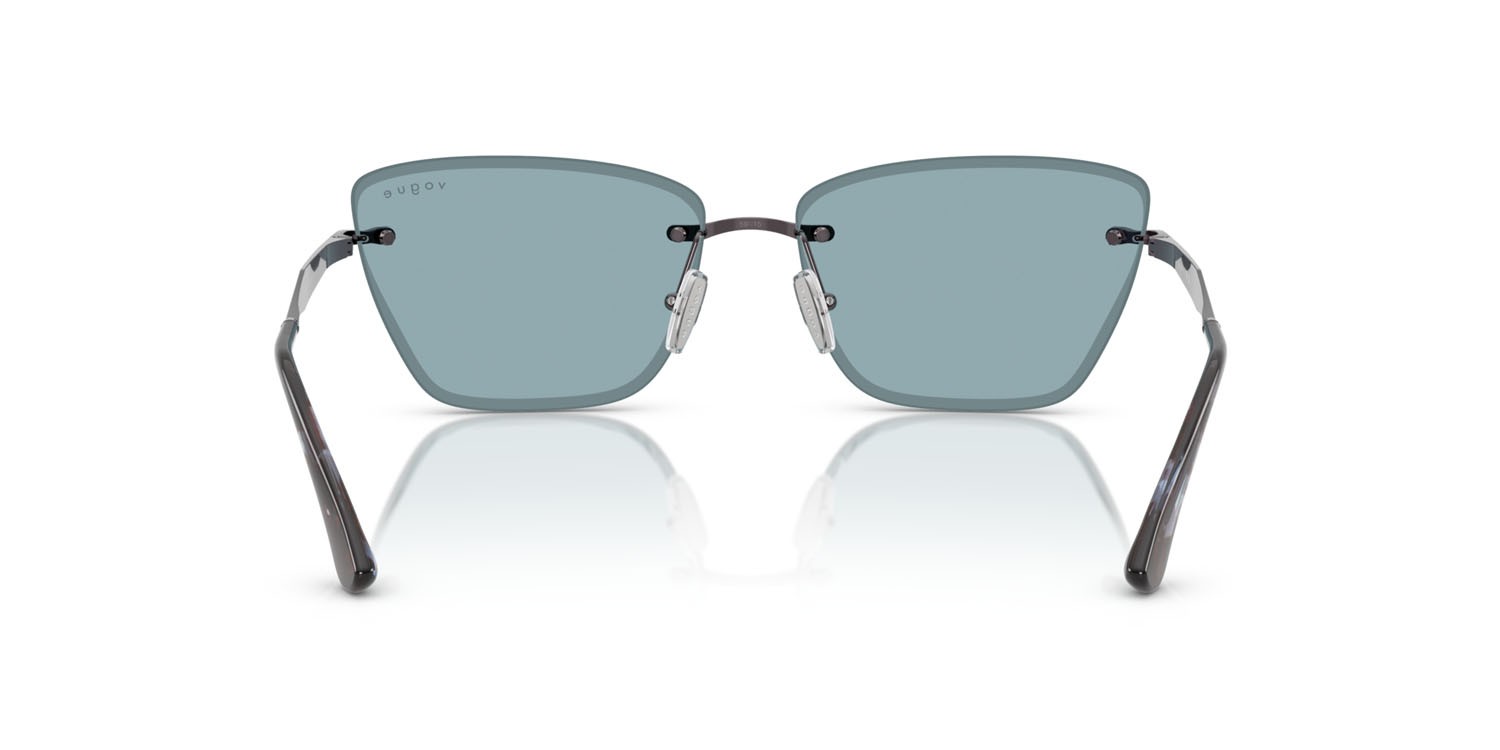 Sunglasses Vogue VO 4332S (514980) color viola chiaro shape cat eye lenses blu
