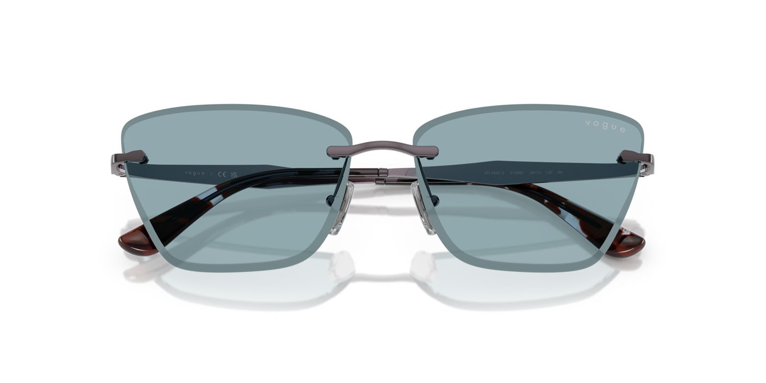 Sunglasses Vogue VO 4332S (514980) color viola chiaro shape cat eye lenses blu