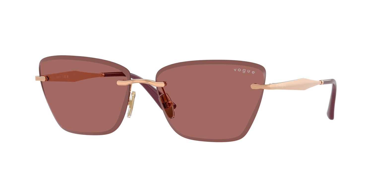 Occhiali da sole Vogue VO 4332S (515269) colore oro rose forma cat eye lenti violetto scuro