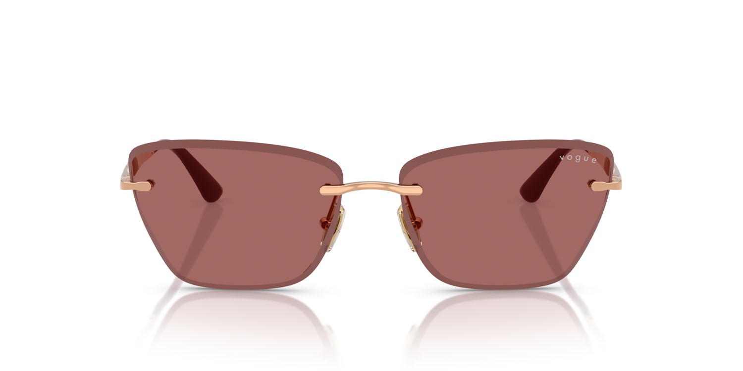 Occhiali da sole Vogue VO 4332S (515269) colore oro rose forma cat eye lenti violetto scuro