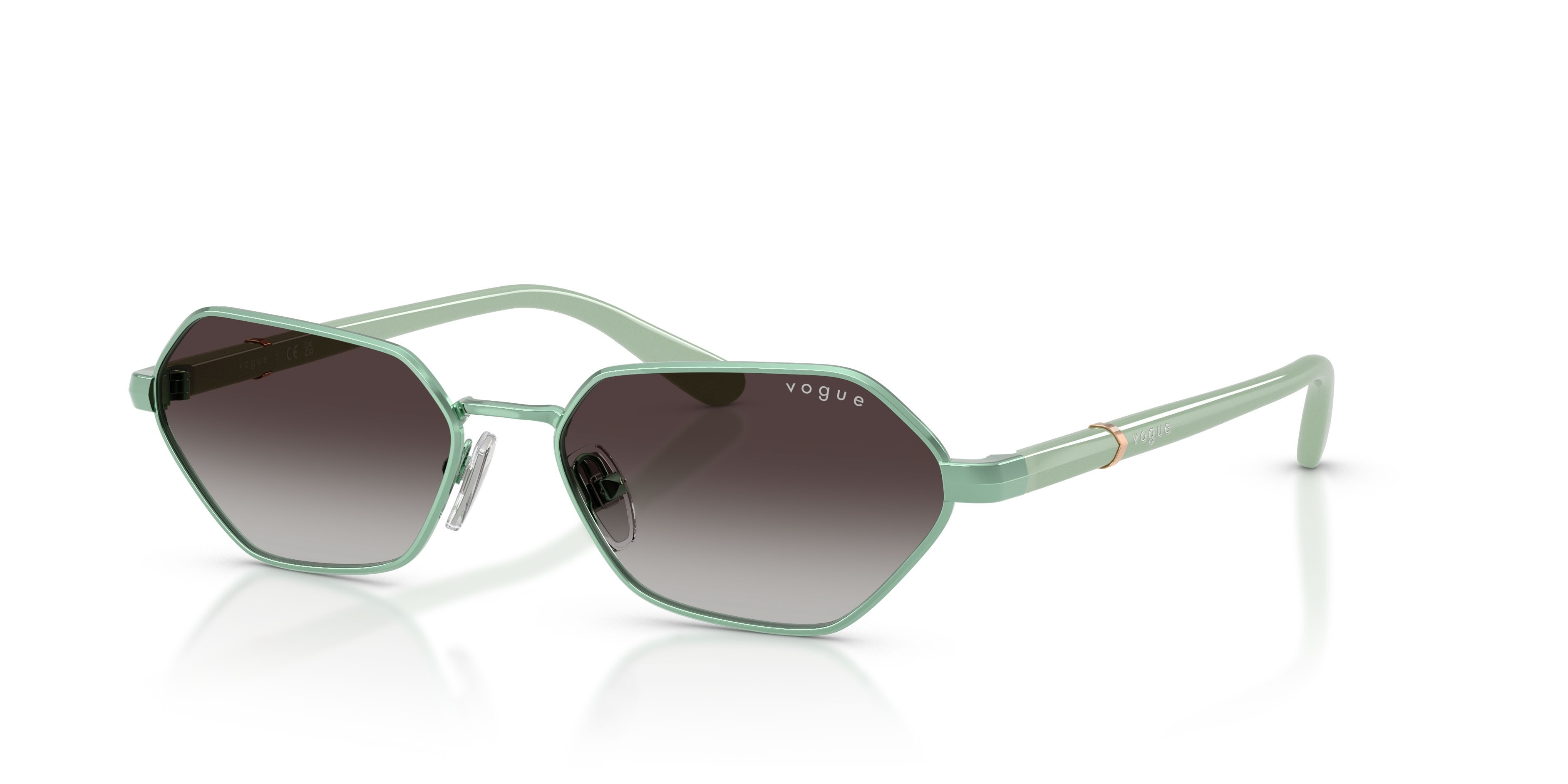Occhiali da sole Vogue VO 4349S (52158G) colore verde chiaro forma farfalla lenti sfumato grigio